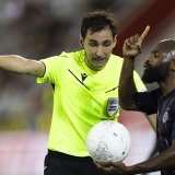 L'arbitre Ricardo de Burgos Bengoechea a dénoncé, en pleurs, la pression que lui impose Real Madrid TV KEYSTONE/PETER KLAUNZER